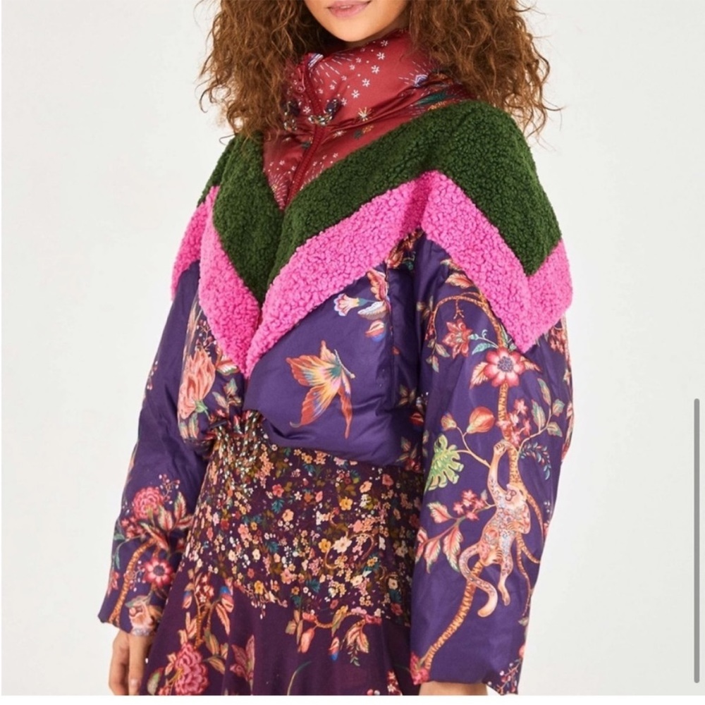 FARM Rio Cosmic Floral Puffer